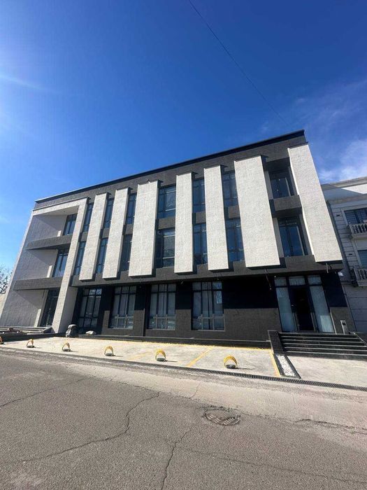 Аренда офиса от собственника евро ремонт 1 линия центр города Бодомзар