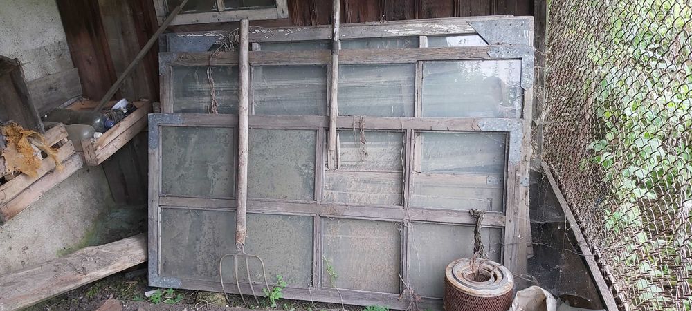 Шифер, шлакоблоки, решетки металлические