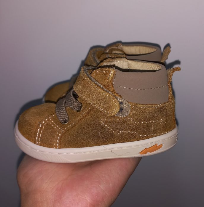 Gheata piele naturala întoarsă Primigi