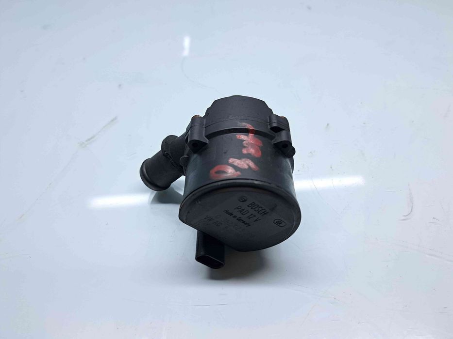 Pompa recirculare apa  AUDI A3 Sportback (8VS, 8VM) [Fabr 2013-prezent