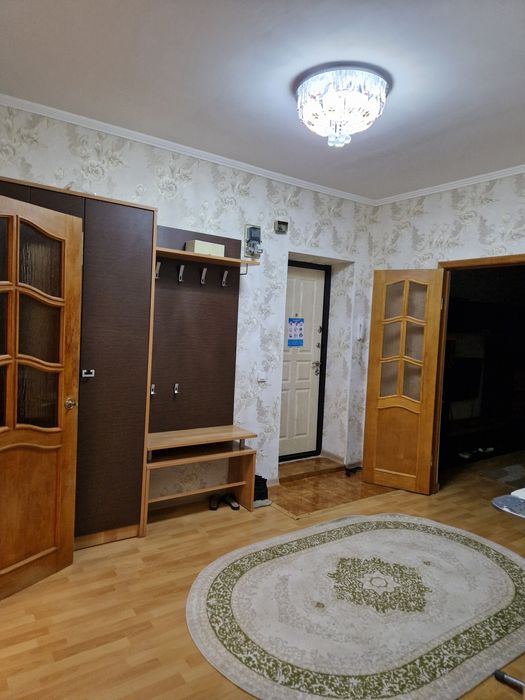 Квартира часы,ночь,сутки.