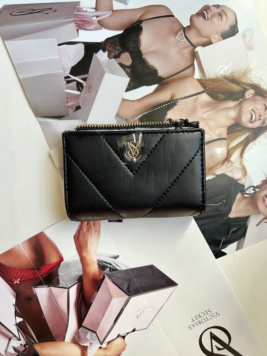 Victoria's Secret оригинален картхолдер / холдер за карти и портмоне