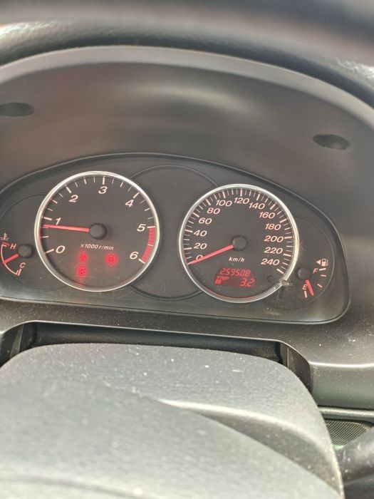 Vând Mazda 6    2.0 Diesel preț  negociabil