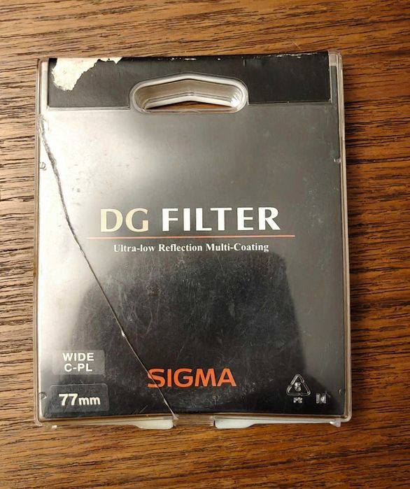 Запазено Nikon D7200 + обективи и филтри