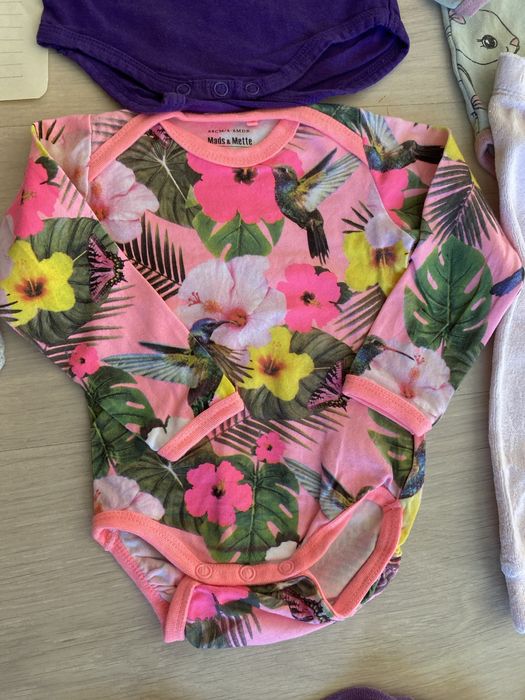 Vand lot haine fete(77) superbe(4-6 luni).