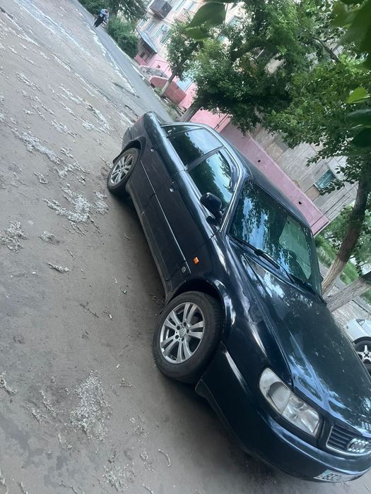 Продам Ауди А 6 машина