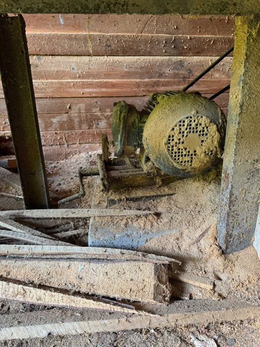 Vand gater si circular debitat material lemnos