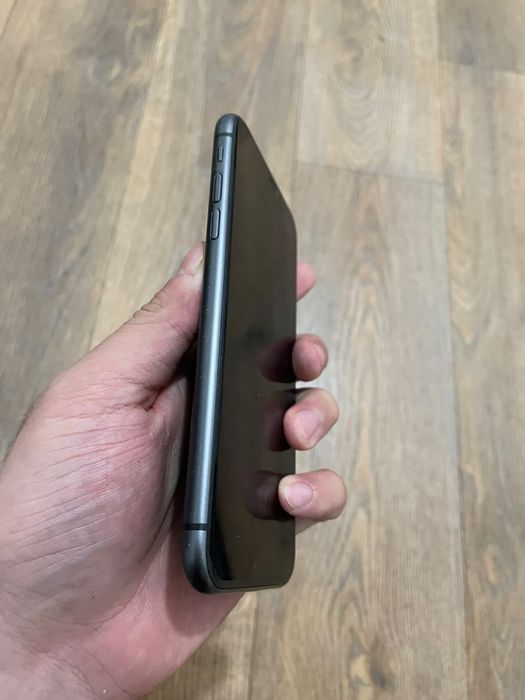 Айфон 11, 64 гб iphone  обмен