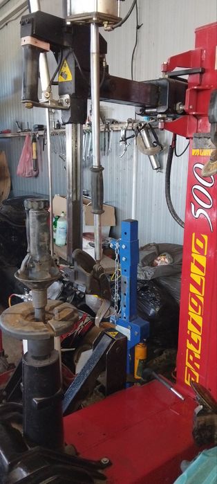 Машина за гуми CORGHI