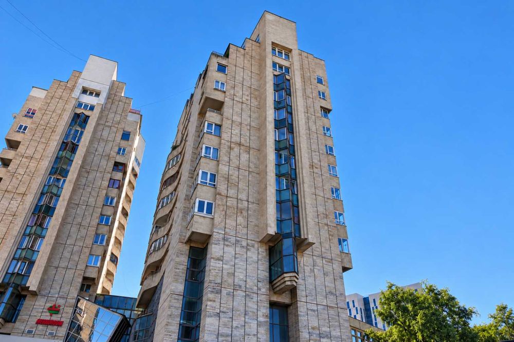 Apartament 3 camere de inchiriat AFI Brasov Drumul Carului • OLX.ro