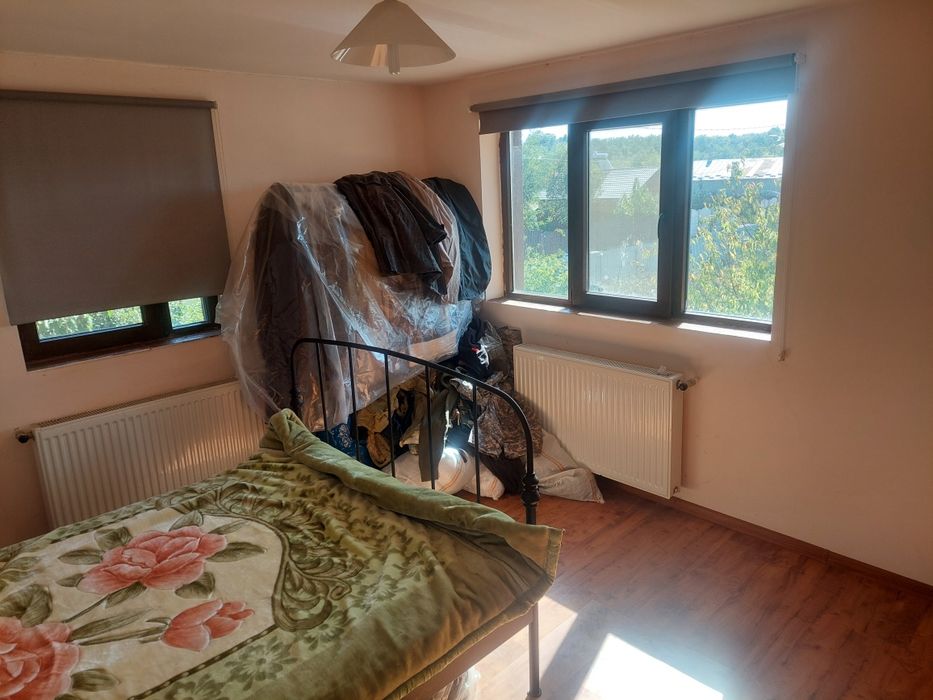 Casa la curte,3 dormitoareliving