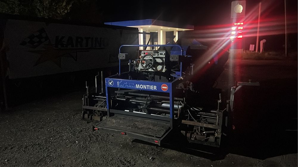 Сдам укладчик, каток 3-тонник,