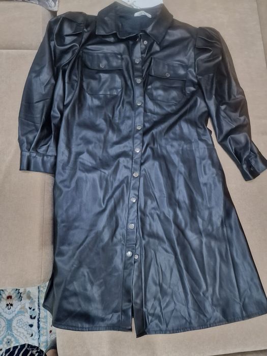 Продам кожанное платье новое