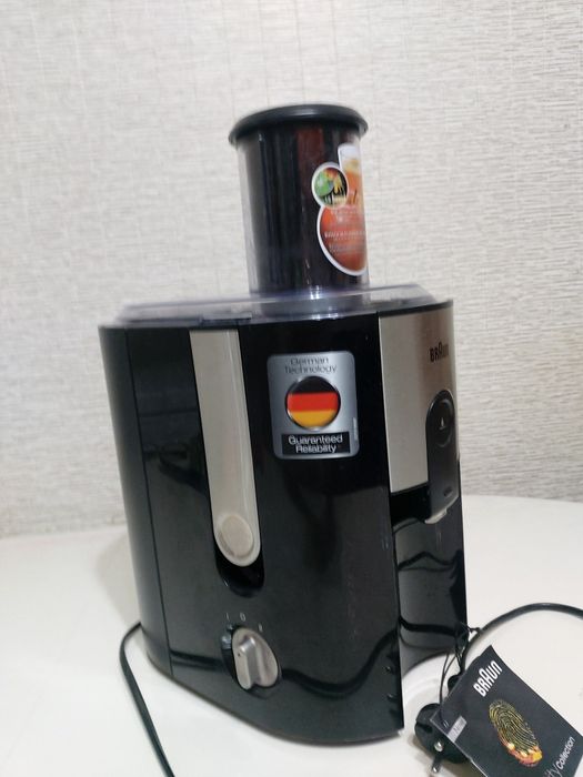 Продается соковыжималка