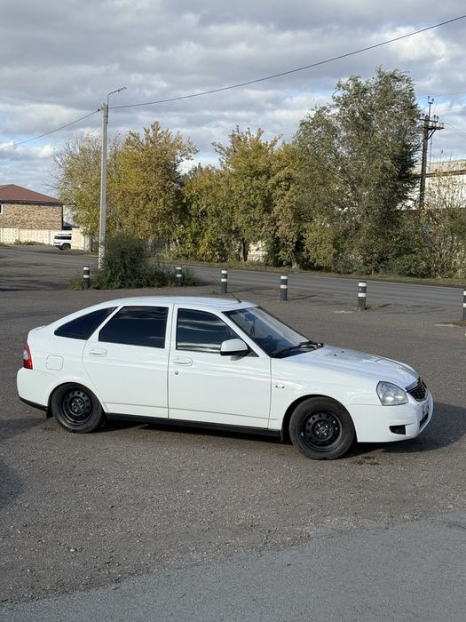 Продам  приору хетчбэк