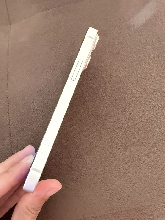 Iphone 13 mini.