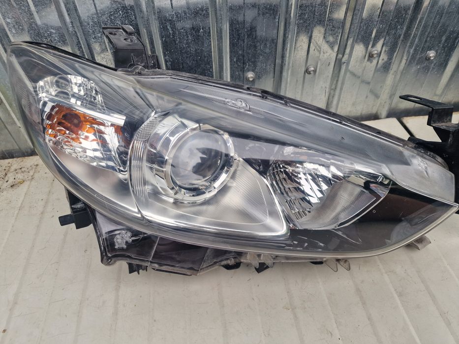 Far dreapta cu lupa  Mazda6 GJ ,an 2012-2015