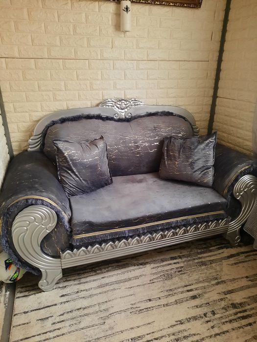 Продаю диван в отличном состоянии