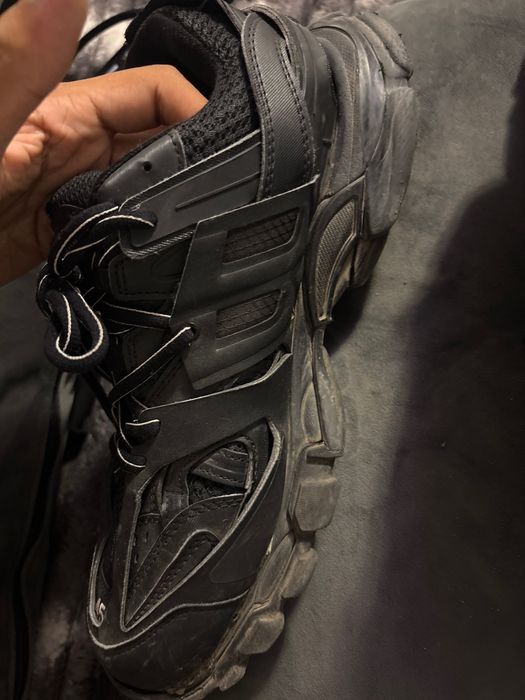 Balenciaga track