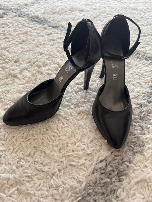 Обувки на висок ток - естествена кожа