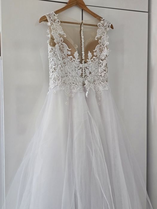 Продавам булчинска рокля