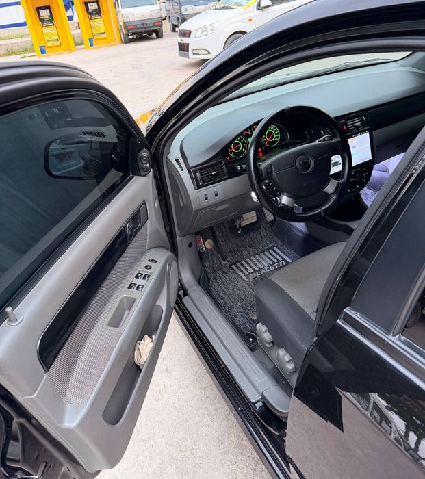 Срочний Жентра А.Т 22 сотилади