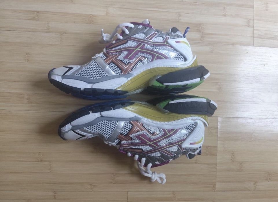Balenciaga runner