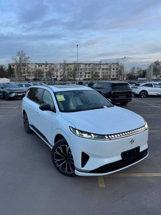 Dongfeng ep 008 Restyling 2025/2026