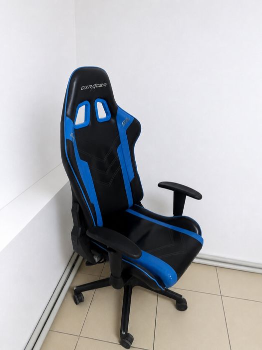 Игровое кресло.