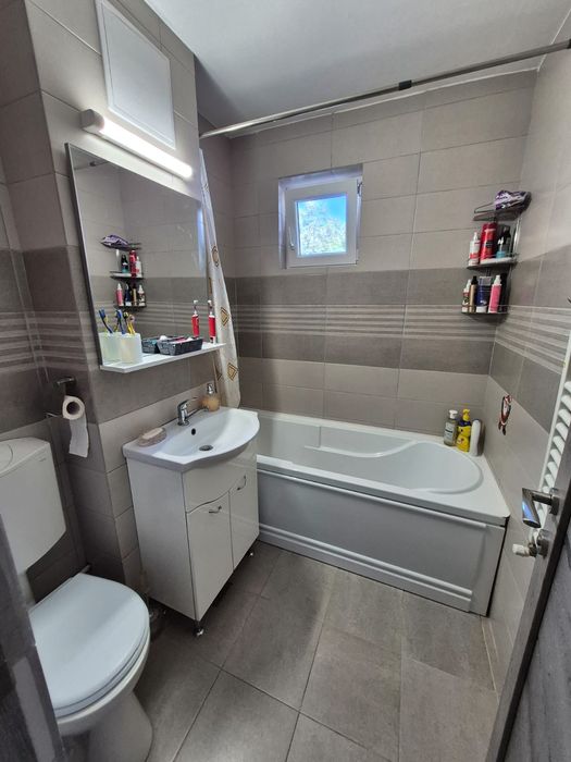 Pers fizica apartament 3 camere Manastur zona deosebita parcare