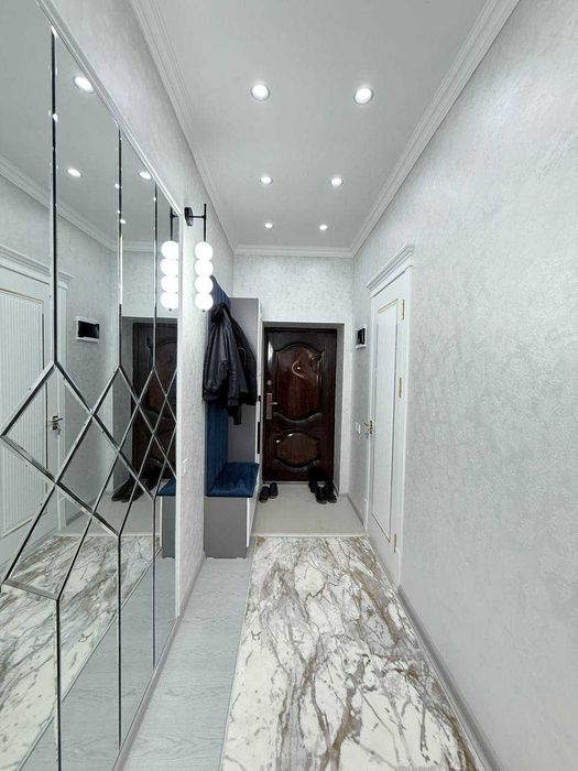 Продаётся Люкс 2х комнатная новостройка с лифтом 6-этаж ул.Гагарина