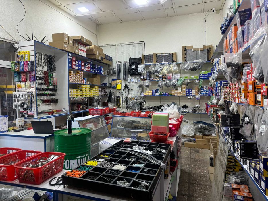 Продаётся действующий и налаженный бизнес по продаже автозапчастей.