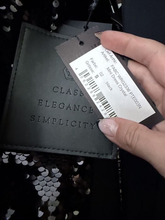Philipp Plein рокля с кристали Нова!