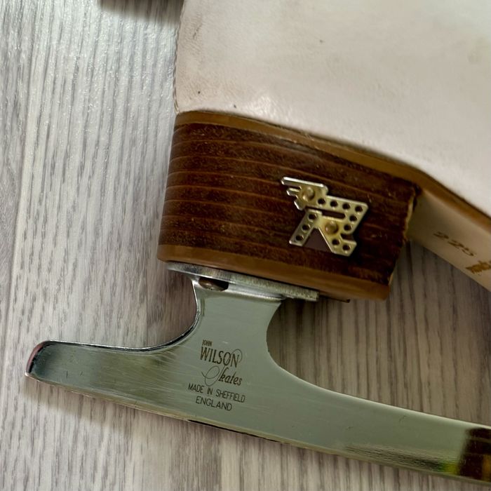 Коньки фигурные Risport Lux  22.5