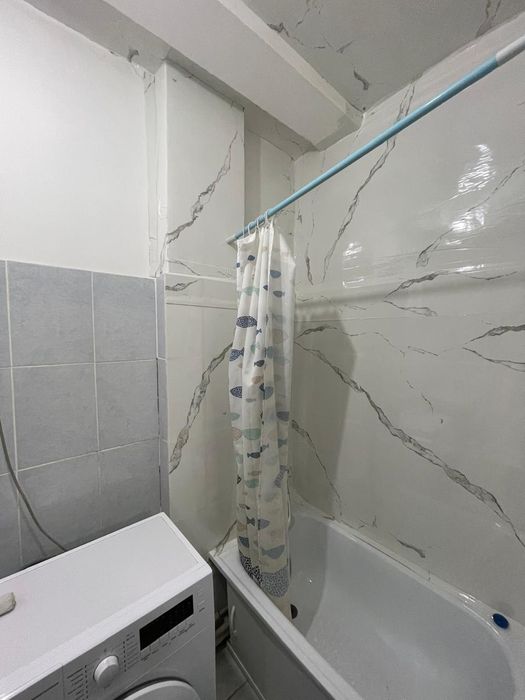 Сдается 1 ком кв посуточно районе евразий Ресторан туран