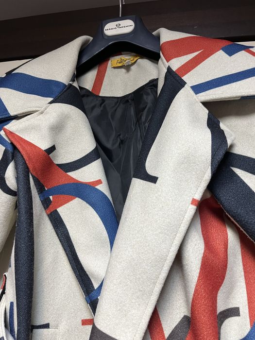 Два броя дамско палто