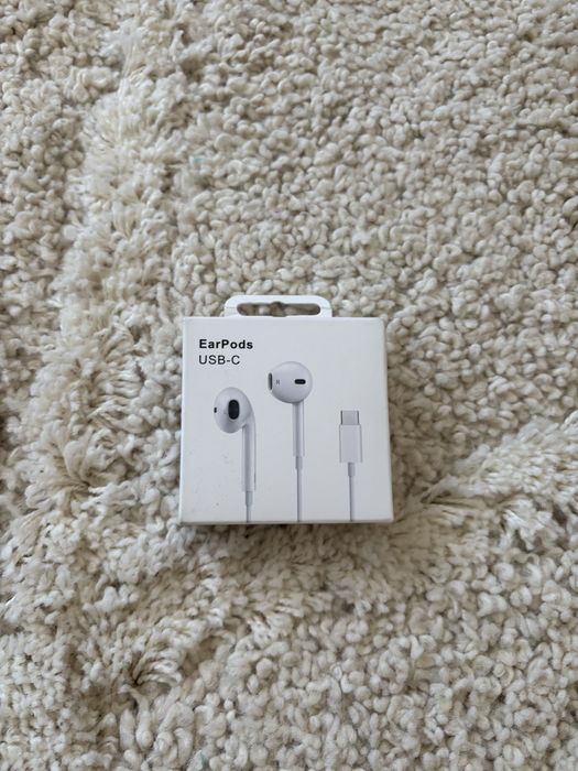 Earbuds type C cu cablu