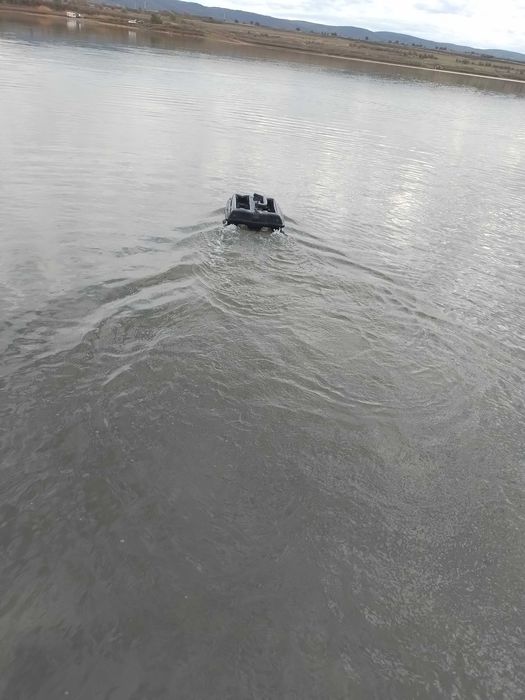 Лодка за захранка Техно Х