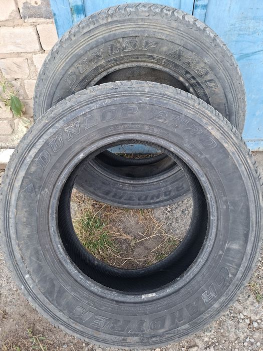 Продам шины. 265/65/17  данлоп