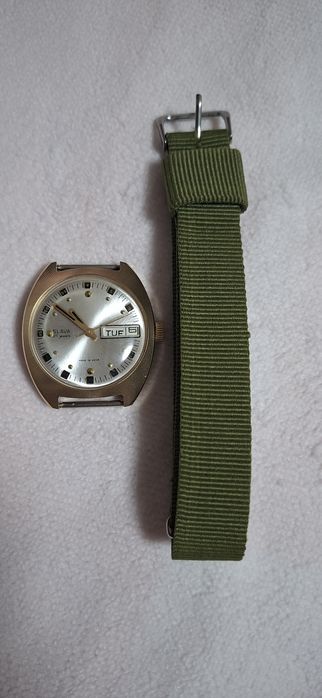 Продам часы "SLAVA" 27 jewels