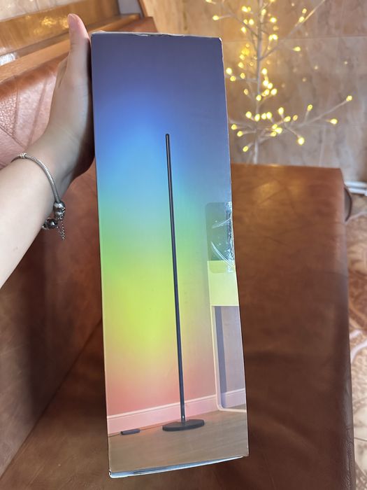 Lampa de podea LED