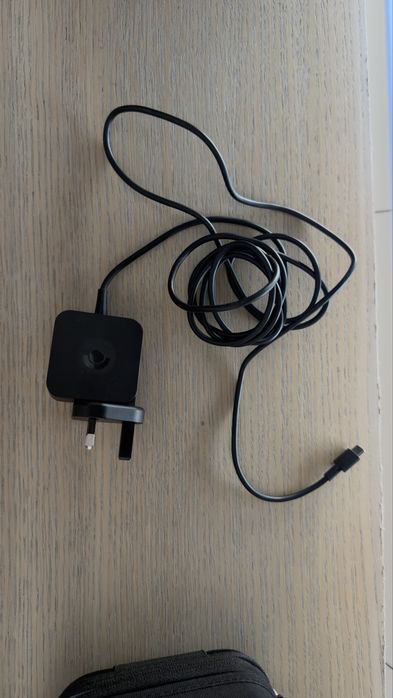 СРОЧНО ПРОДАМ Steam deck oled 1tb