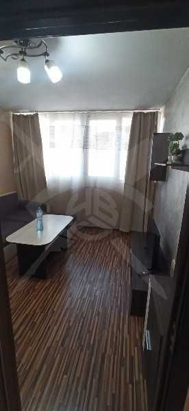 Дава се под наем Двустаен апартамент в Пловдив, Изгрев - 50 кв.м за 368.73 € - Снимка #2