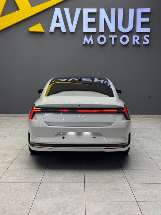 Продается новый , обновленный Kia K8