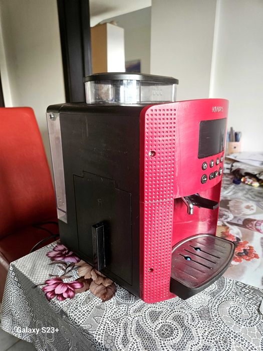 Esspresor automat Krups Essential