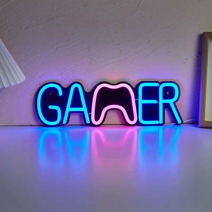 Semn led lumina reglabila Gamer