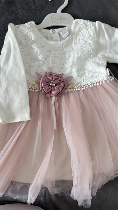 Продам новое детское платье