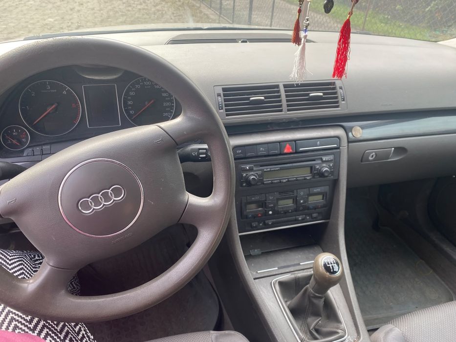 Vând audi a4 b6 motor 1.9 tdi avf naveta inmatriculat consum mic taxe mici