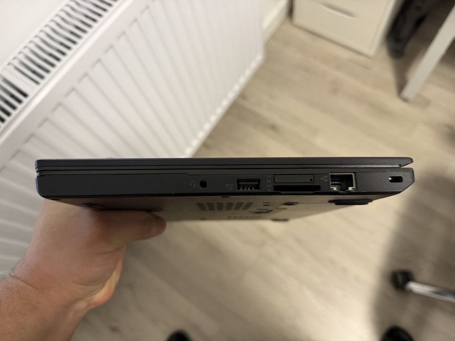 Lenovo Thinkpad X260 12.5 inch i5-6300U SSD 240GB 8gb RAM