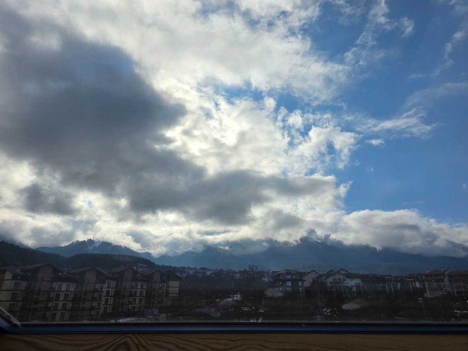 Просторно студио в жилищна сграда с ниска такса поддръжка, Банско